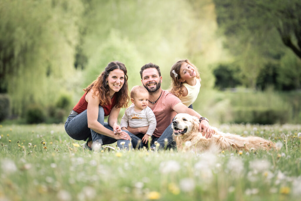 Photographe famille, grossesse, couple, portrait Morez Jura - Les Rousses - Suisse - Doubs - Ain - Lons le Saunier - Pontarlier